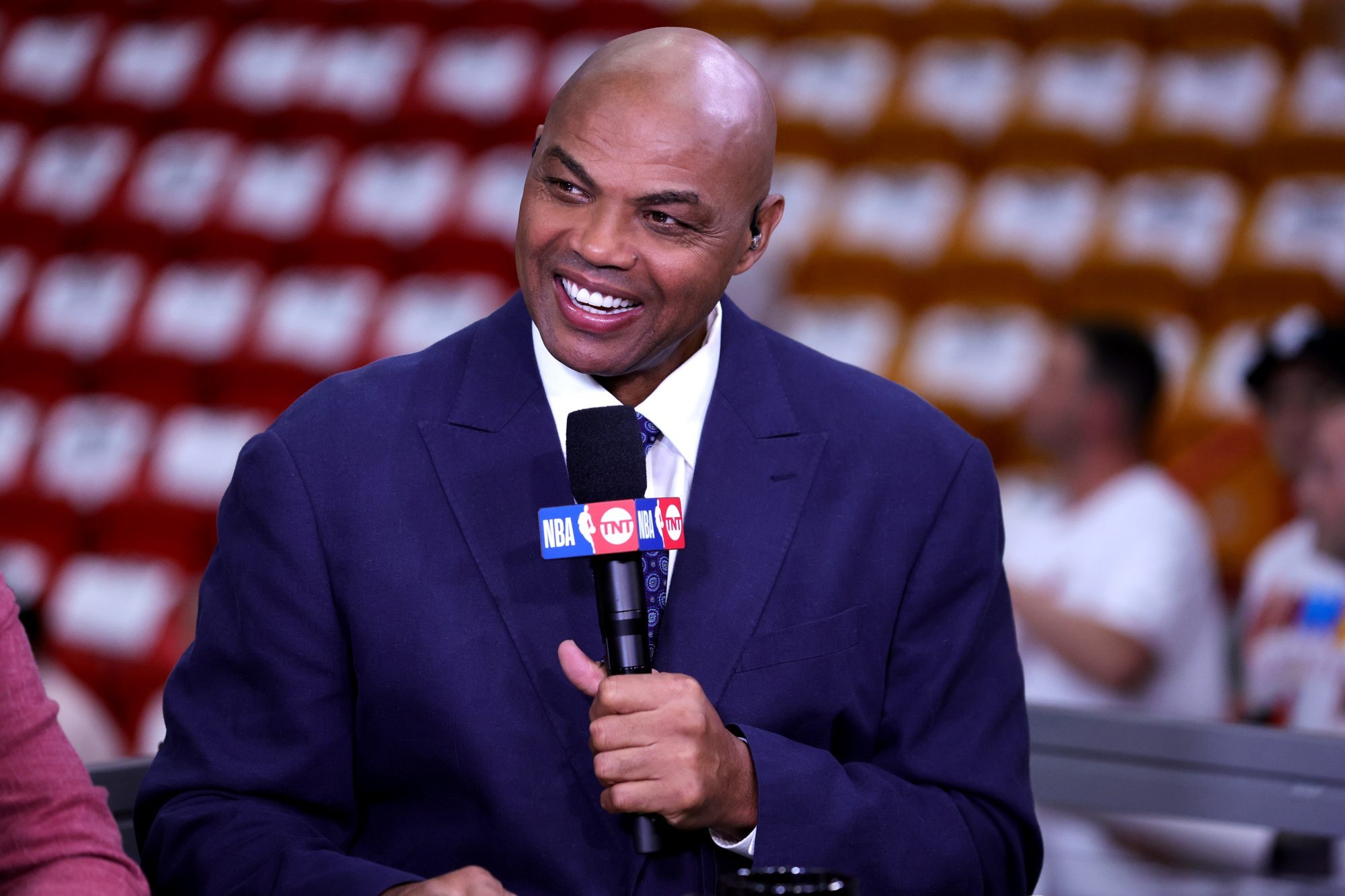 Charles barkley net worth 2024: age, height, weight, wife, kids, bio-wiki | wealthy persons
