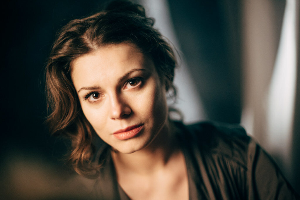 Polina kuzminskaya - photo, biography, personal life, news, actress 2021