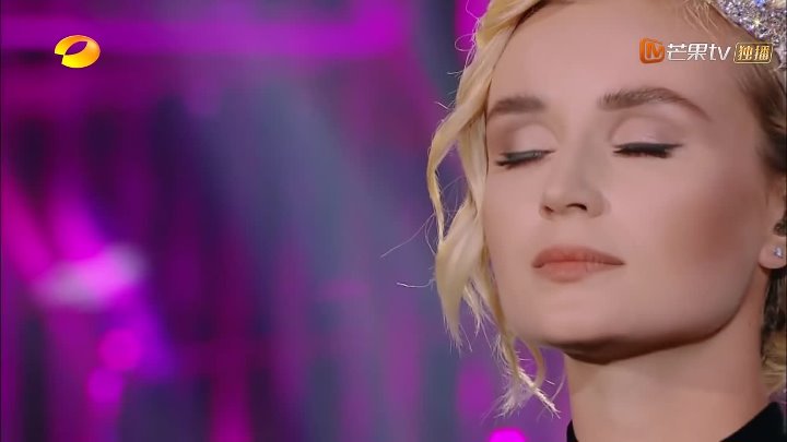 Певица Полина Гагарина в 2019 году принимает участие в китайском вокальном конкурсе Singer Публика тепло принимает красавицу-блондинку из России Каких успехов уже добилась исполнительница, а также видео выступлений — в материале редакции