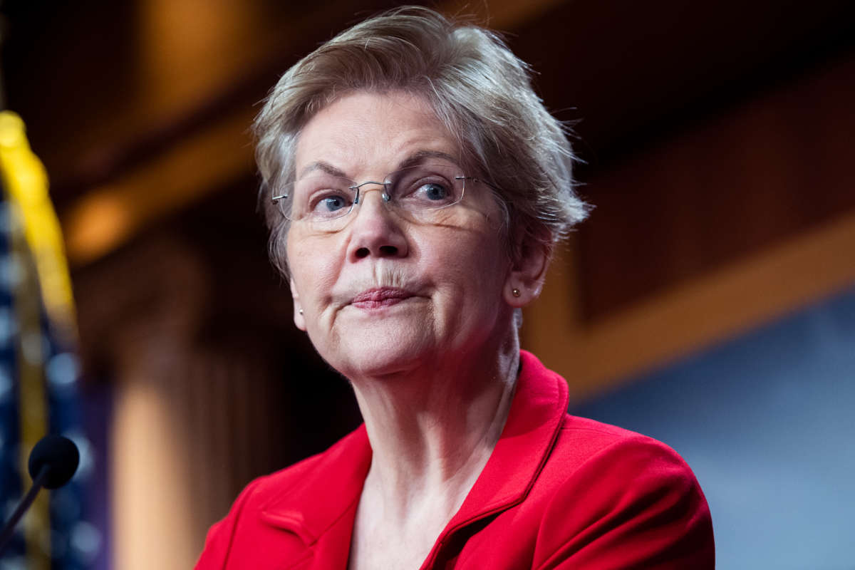 Elizabeth warren net worth 2024: age, height, weight, husband, kids, bio-wiki | wealthy persons