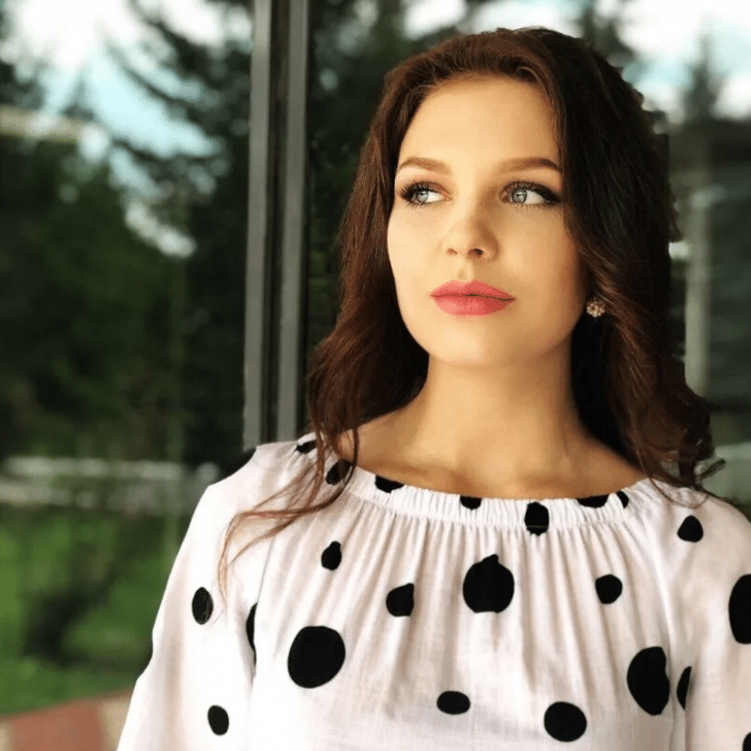 Полина грознова: биография, личная жизнь, песни, фото