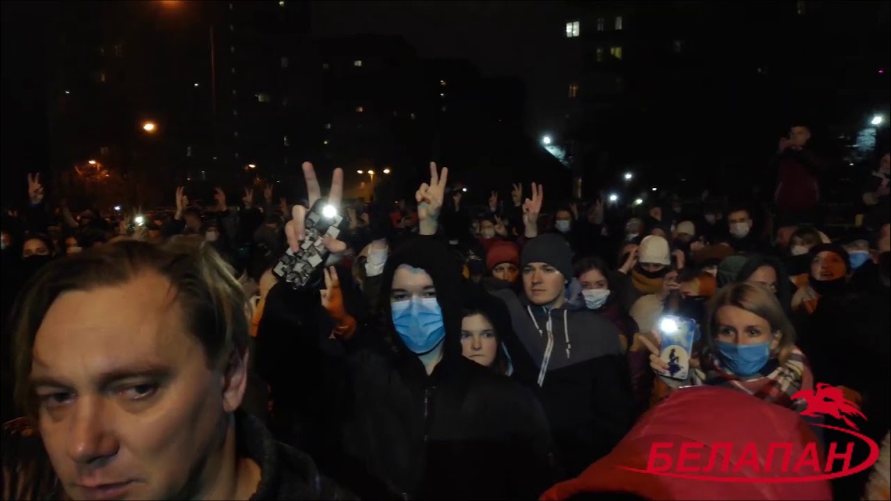 Более 300 человек было задержано на акциях протеста в беларуси 1 ноября