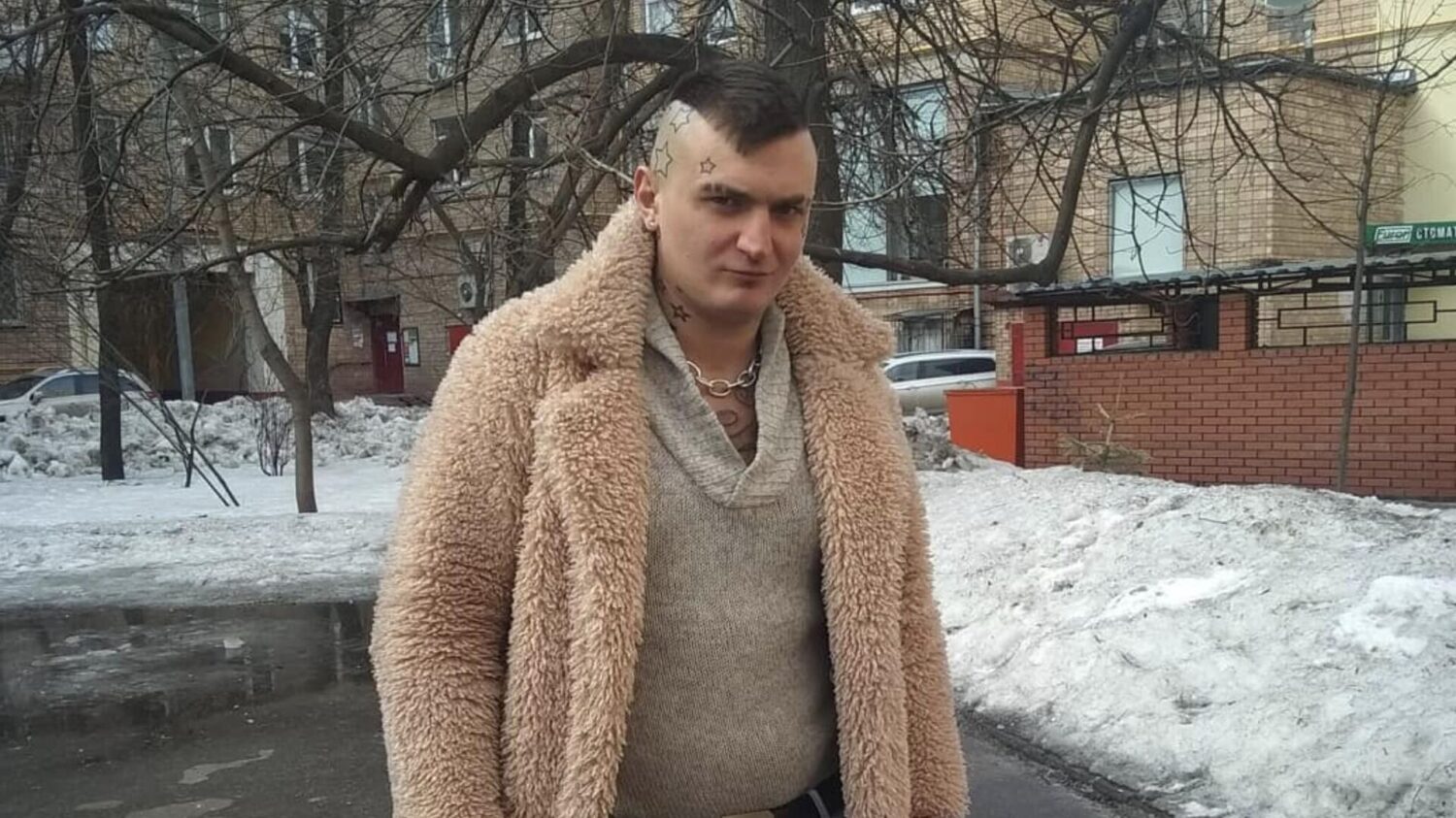 Екатерина бубнова — художник, работает в монументальном искусстве и фотографии