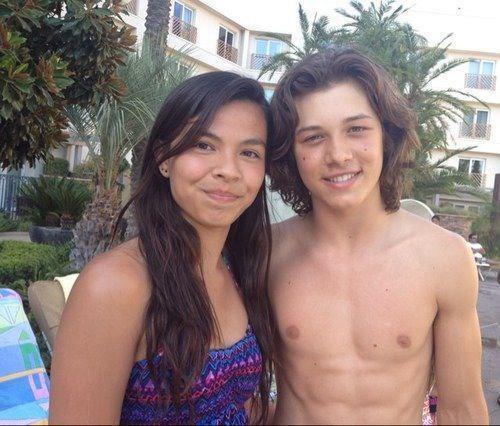 Leo howard age, net worth, height, wife, legacies, sister | stark times