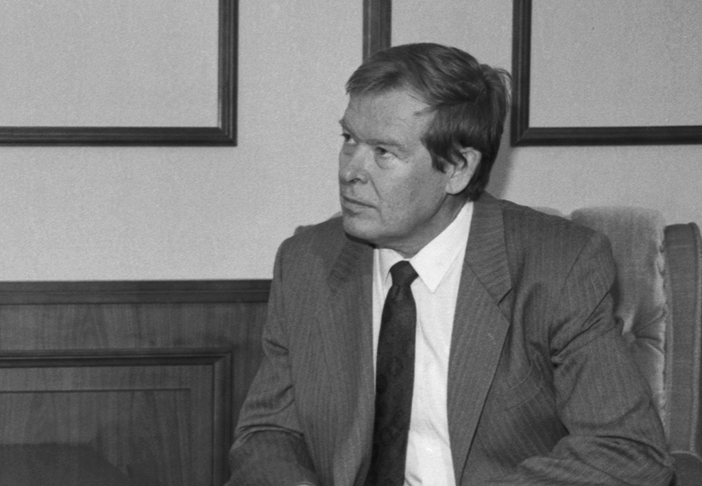 Бакатин, вадим викторович