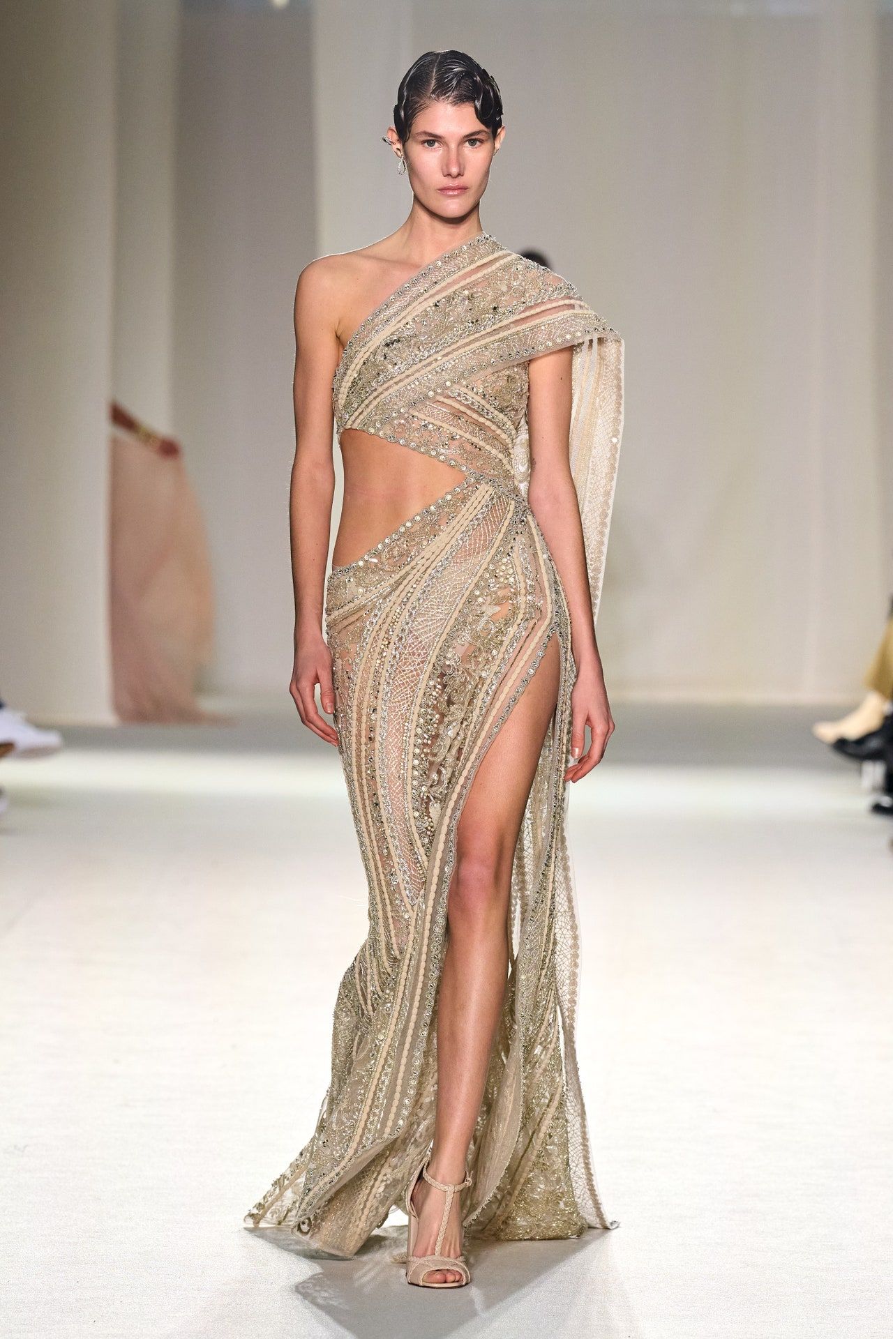 From elie saab to ashi, the middle eastern designers at paris haute couture week